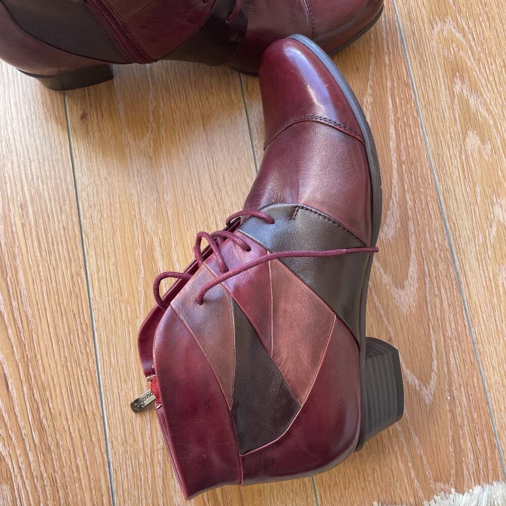 Regarde Le Ciel leather boots